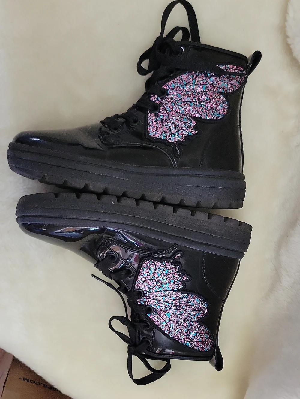 Skechers STREET CLEATS 2 BUTTERFLYKEEPER. Size 3